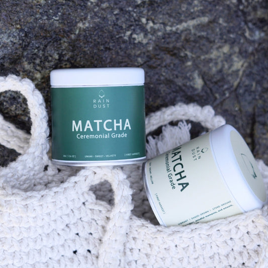 High-quality organic matcha powder sold in Canada with bold umami flavor.