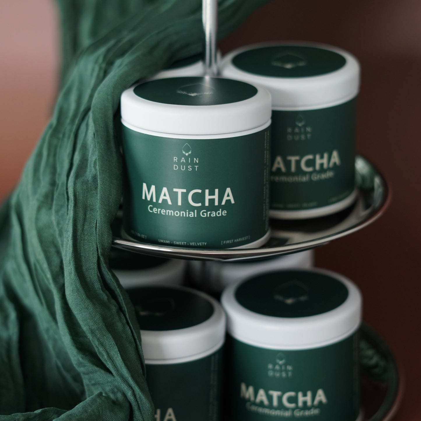 100% ceremonial-grade Japanese matcha green tea. Amazing natural creaminess and umami flavor. Raindust Matcha has high levels of antioxidants 